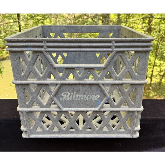 1960’s Blue BILTMORE DAIRY FARMS Milk Bottle Delivery Crate, Asheville NC